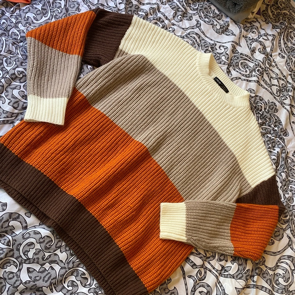 SHEIN L sweater